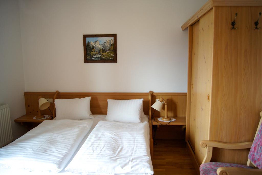 Ferienwohnungen Billovits Kössen Rum bild